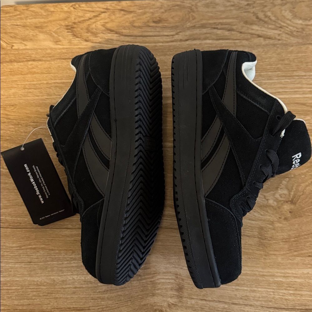 Reebok SOYAY Women’s Black Suede Sneakers Oxford Work Steel Safety Toe Casual 9W - Picture 9 of 14